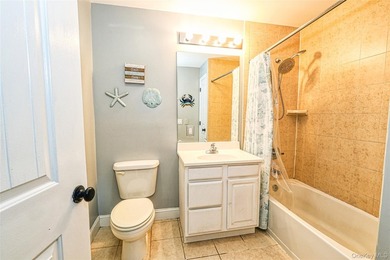 Welcome to Oak Street Commons - a highly sought-after community - photo 14