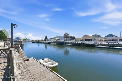 Beautifully Renovated Waterfront Home - Move-In Ready! Enjoy the - photo 14
