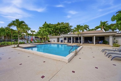 ***LARGEST CONDO IN BOCA with *1,500 square feet* that is Bigger - photo 21