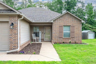 Looking for the perfect place to call home? Just listed in the - photo 2