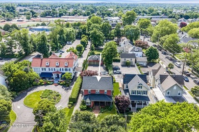 Exceptional investment and business opportunity in the heart of - photo 32