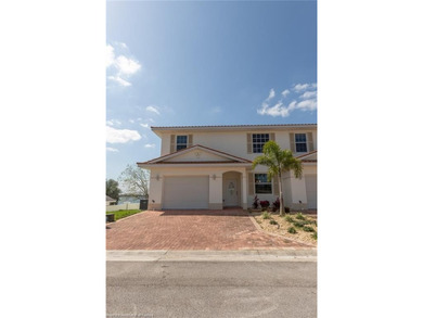 Like-New Luxury Lakefront Townhome - 4BR / 3.5BA / 3 Levels - - photo 7