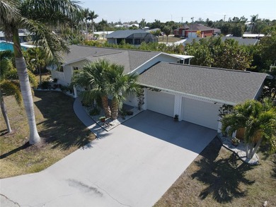 Discover this charming waterfront home located in the heart of - photo 9