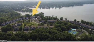 Welcome to 113 NE Isle Dr located in the beautiful, water - photo 2