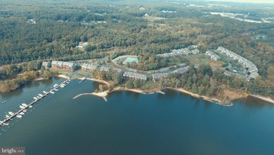 Welcome to 113 NE Isle Dr located in the beautiful, water - photo 4