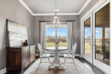Beautifully maintained home on acrerage!! 4 bedrooms, huge bonus - photo 5