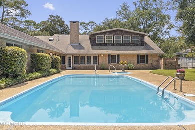 Bayou View Beauty - Perfect for Large or Multi-Generational - photo 3