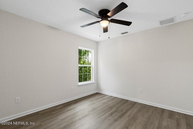 MOVE IN READY! NEW CONSTRUCTION! NO HOA! HUGE LOT ON OVER 1/2 - photo 31