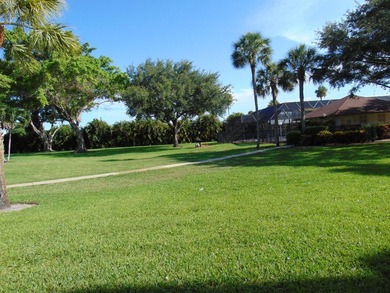 FIRST FLOOR. MOVE IN READY. COVERED PARKING. IMMACULATE JUMBO - photo 33