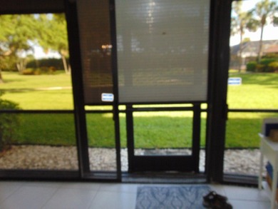FIRST FLOOR. MOVE IN READY. COVERED PARKING. IMMACULATE JUMBO - photo 38