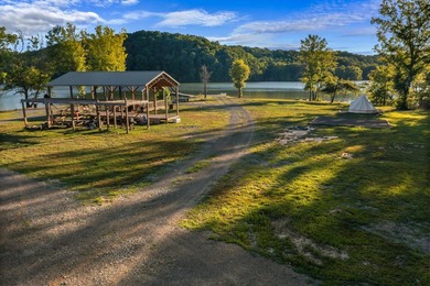 Lake life with a park feele experience the perfect blend of - photo 39