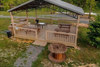 Lake life with a park feele experience the perfect blend of - photo 41