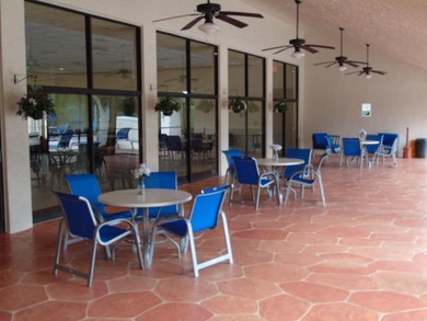 FIRST FLOOR. MOVE IN READY. COVERED PARKING. IMMACULATE JUMBO - photo 45