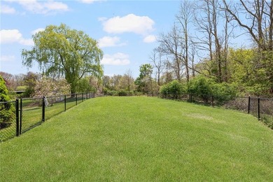Nestled at the end of a quiet cul-de-sac in desirable North - photo 45