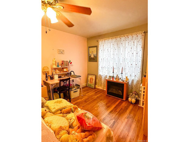 Welcome to this spacious and well-maintained 1-bedroom, 1-bath - photo 10