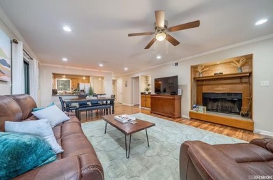 Must see this updated condo in the highly coveted Southshore - photo 7