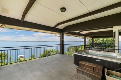 LOCATION, LOCATION, LOCATION. Lake living on one of the most - photo 7