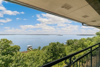 LOCATION, LOCATION, LOCATION. Lake living on one of the most - photo 8