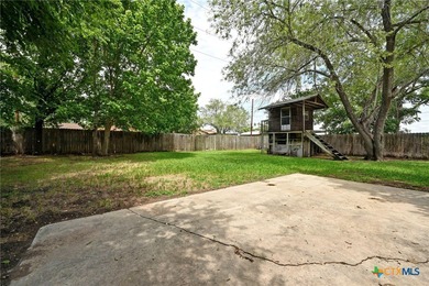 NEW ROOF BEING INSTALLED! Charming Home in Established - photo 20