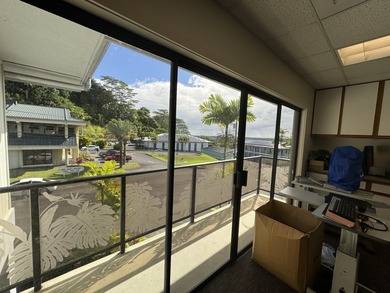 Medical building with elevator, ADA accessible, reception area - photo 8