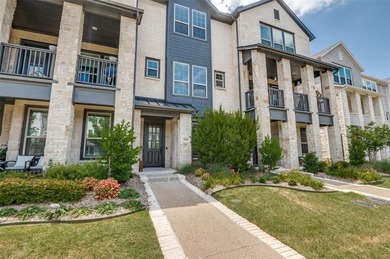 Lake Viridian Townhome/Townhouse For Sale in Arlington Texas