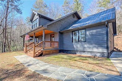 Fully renovated home ideally located between Clayton and Lake