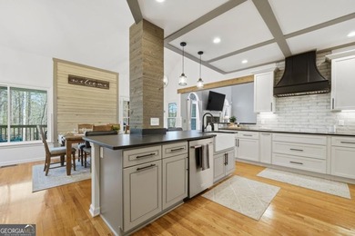 Ideal for multi-generational living, extended family, or a - photo 11