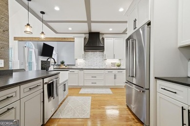 Ideal for multi-generational living, extended family, or a - photo 12