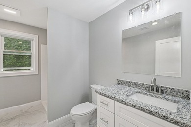 Welcome to a stunning new construction contemporary colonial - photo 14