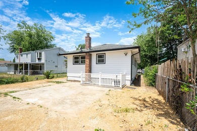 Welcome to 64 Cedar Drive, Bay Shore, NY 11706. This beautifully - photo 15