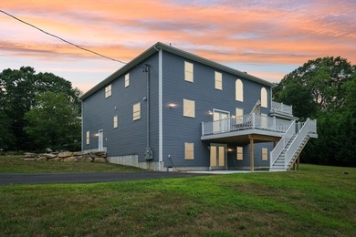 Welcome to a stunning new construction contemporary colonial - photo 27