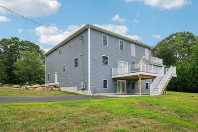 Welcome to a stunning new construction contemporary colonial - photo 28