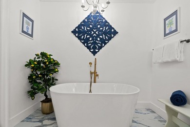 Welcome to your GORGEOUS coastal beach retreat! This elegant - photo 29