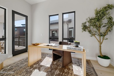 Penthouse Villa ready to move in to today overlooking Paseo with