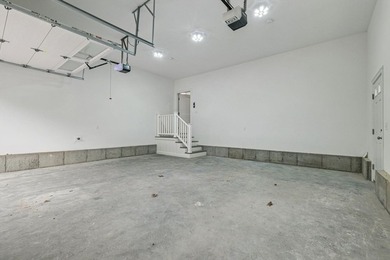 Welcome to a stunning new construction contemporary colonial - photo 36