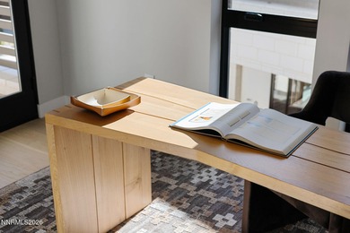 Penthouse Villa ready to move in to today overlooking Paseo with