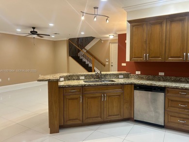 Lake Condo For Sale in Sunrise, Florida