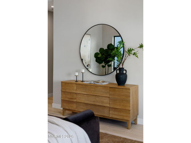 Penthouse Villa ready to move in to today overlooking Paseo with