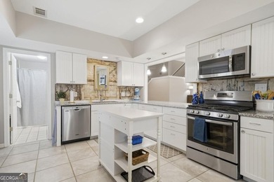 Ideal for multi-generational living, extended family, or a - photo 47
