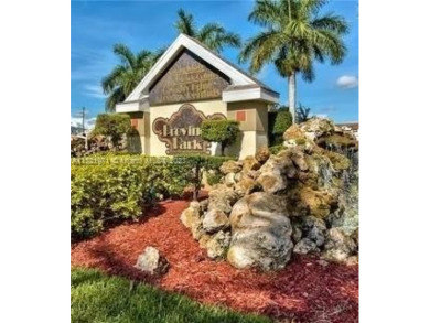(private lake, pond, creek) Home Sale Pending in Fort  Myers Florida