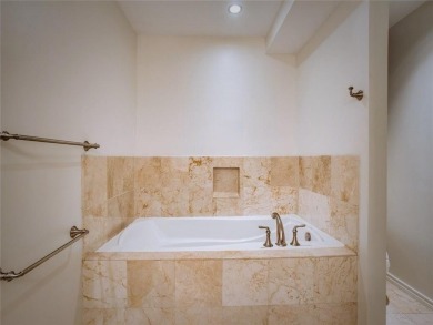 Sophisticated High-Rise Living with Preston Hollow Views-