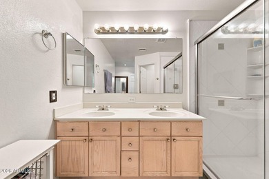 Beautiful townhome in the sought after neighborhood of The - photo 14
