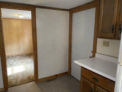 Here is the perfect opportunity to own your very own home or - photo 17