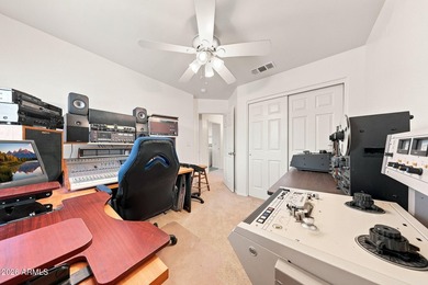 Beautiful townhome in the sought after neighborhood of The - photo 18