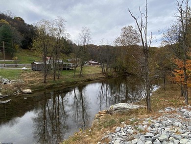 Here is the perfect opportunity to own your very own home or - photo 20