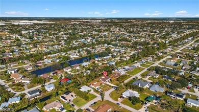 Move right into this beautifully updated Fort Myers home - photo 34