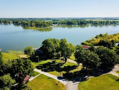 Would you like to enjoy peaceful evenings on the lake? This lot - Lake Lot For Sale in Kewanna, Indiana