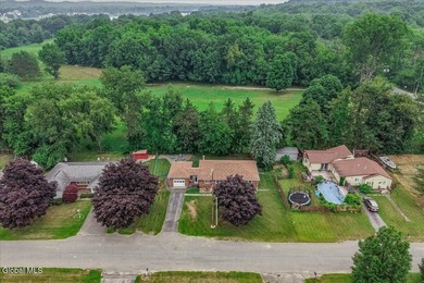 Well maintained and updated all brick 3 bedroom 2 full bath - photo 4