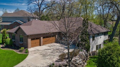 Welcome to this inviting ranch in Hawks Landing w/a 1/2-acre - photo 1