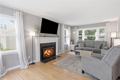 Welcome home to this beautiful, impeccably maintained and - photo 11